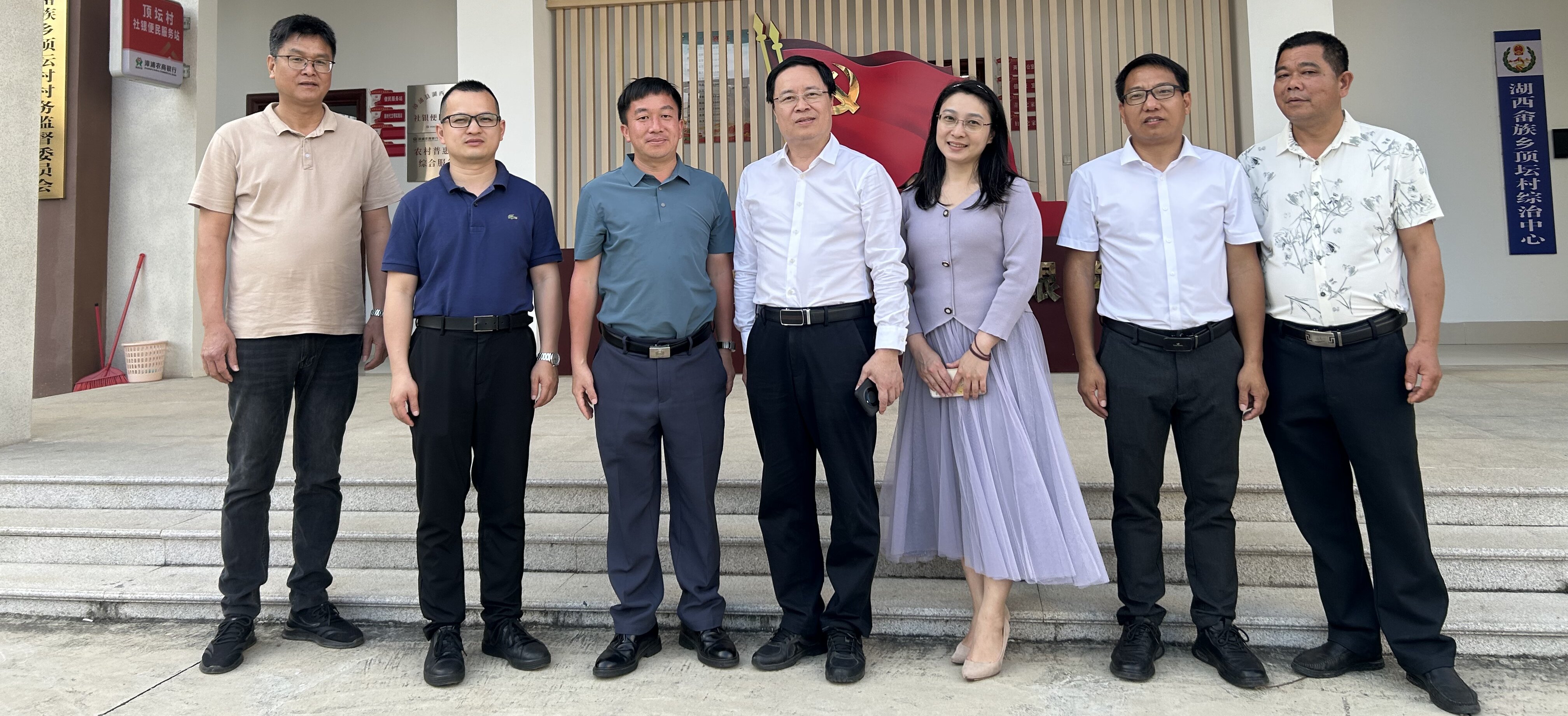校领导带队赴漳浦看望慰问驻村干部